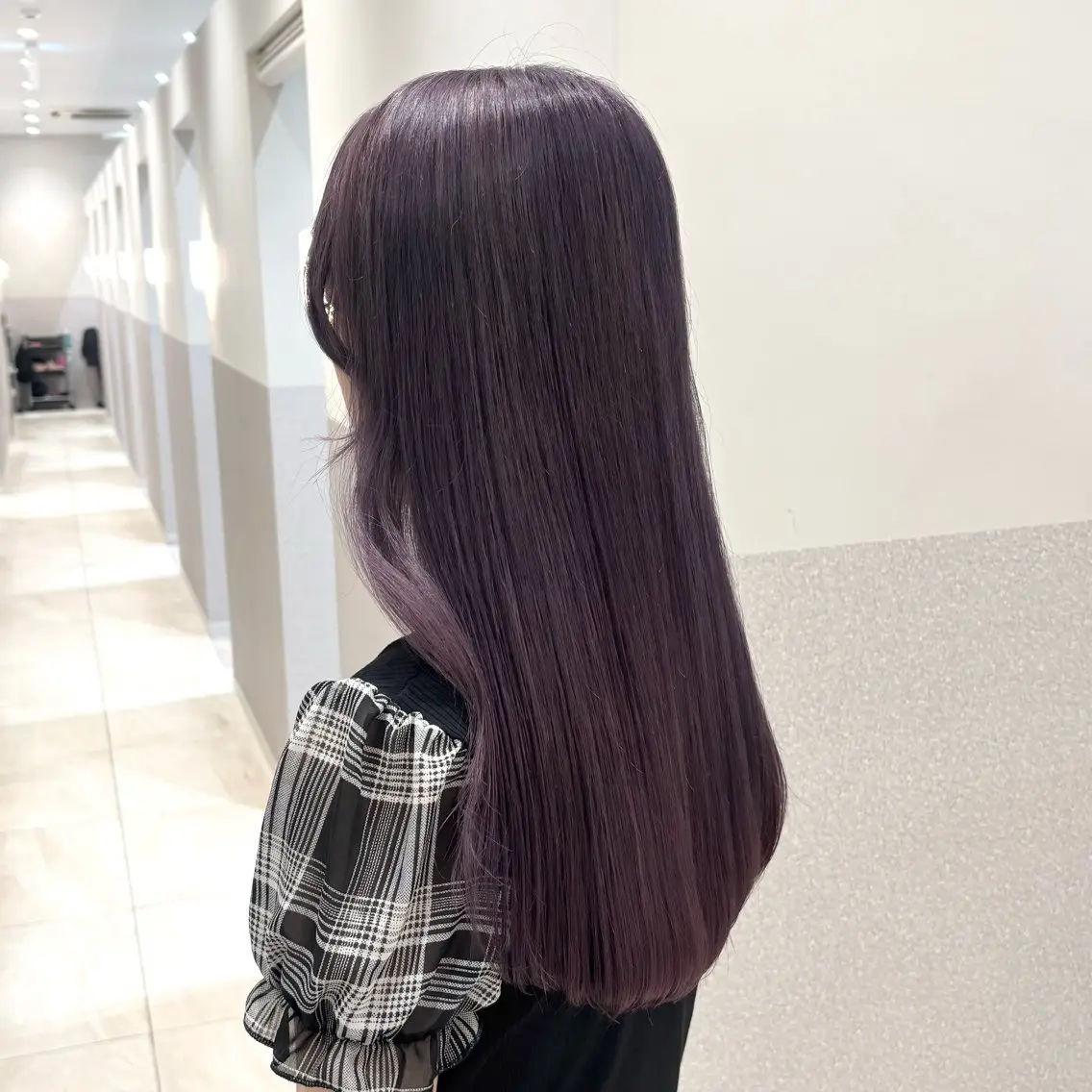ロング カラー ヘアカラー 🩵ブリーチカラー MIORI🩵のヘアスタイル