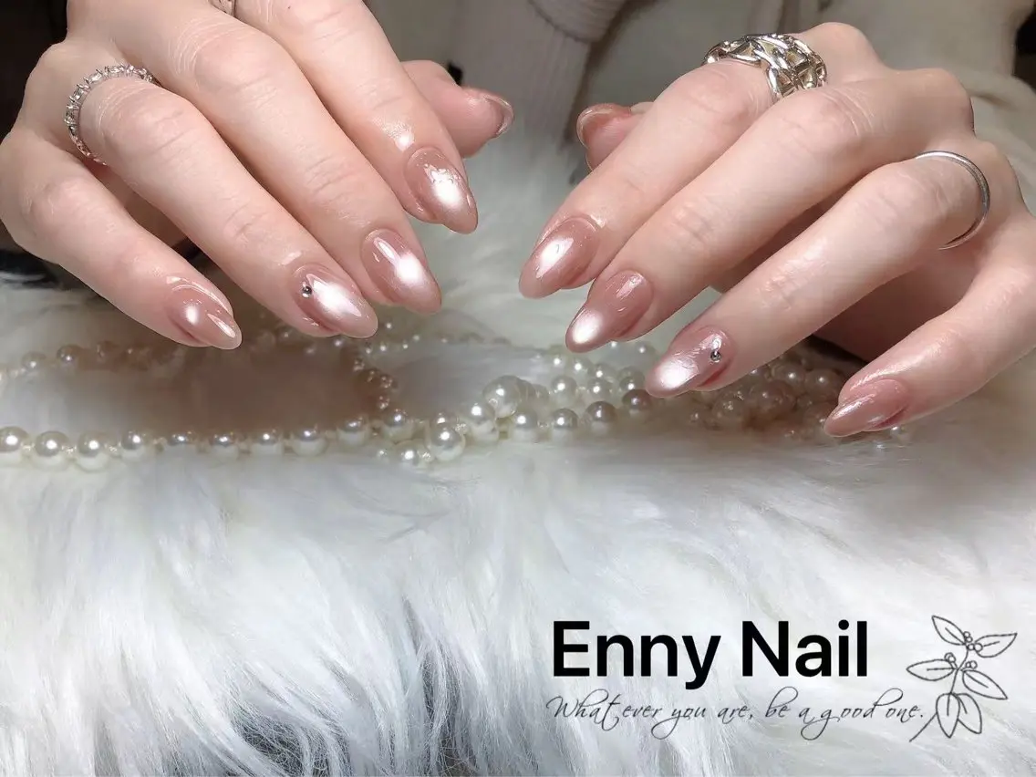ネイル チークネイル フットネイル フレンチネイル ジェルネイル ガラスフレンチ Nailsalon Ennyのネイルデザイン