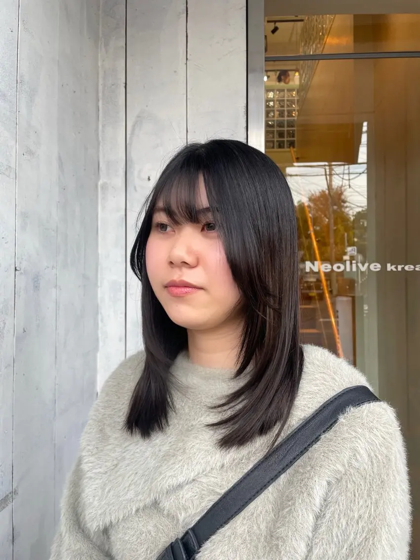 ミディアム 顔まわりレイヤー 顔周りカット レイヤーカット 顔周りレイヤー☆ スパ☆石上遥楓のヘアスタイル