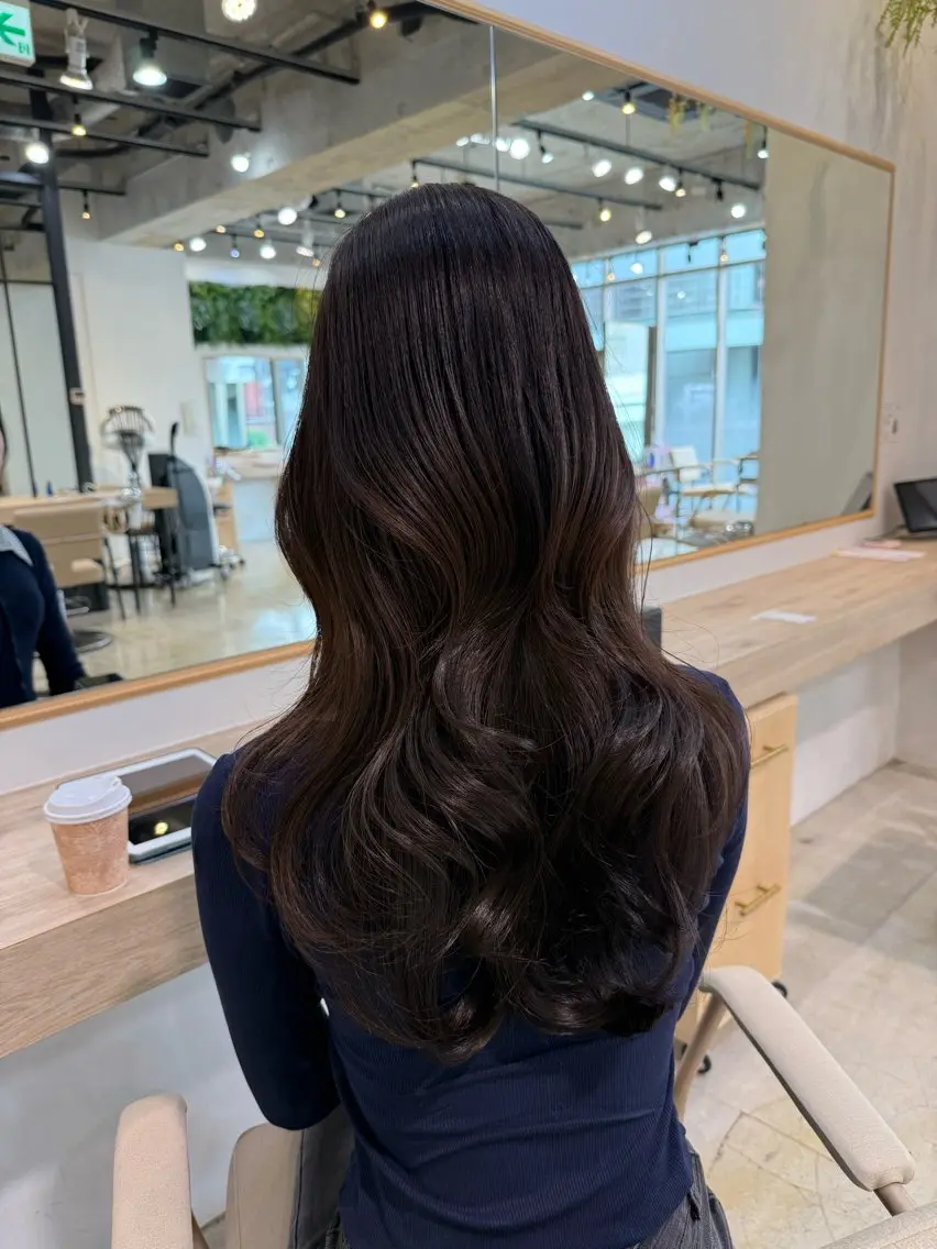 ロング カット トリートメント 𝐑𝐮𝐧𝐚 🩵のヘアスタイル