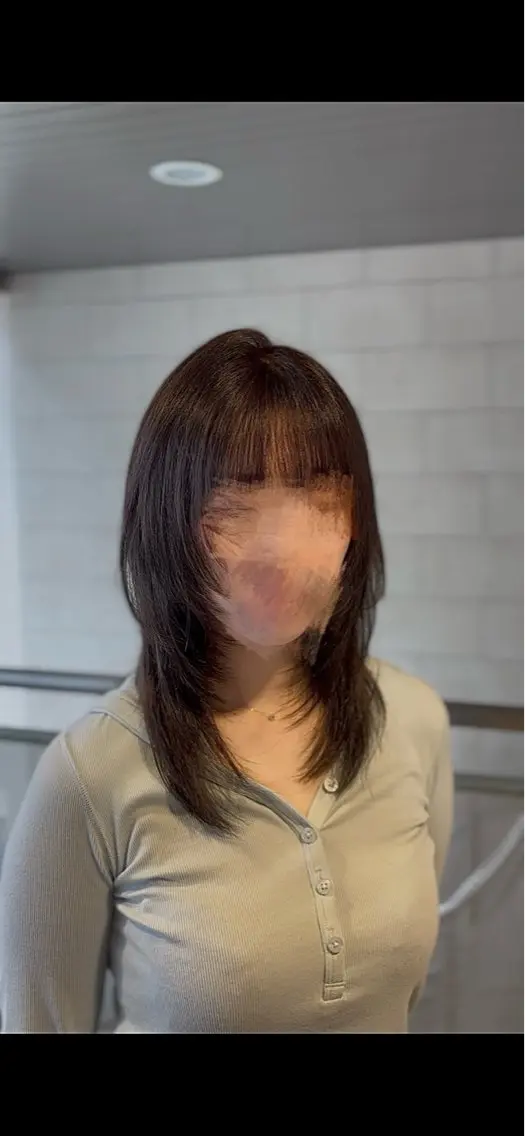 セミロング カラー ベージュカラー 透明感カラー ミント ミントベージュ くびれヘア カット ヘアカラー ☆おおみや ☆のヘアスタイル