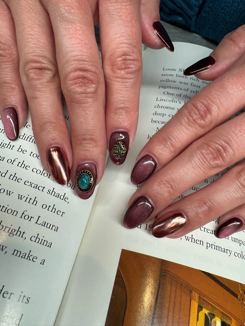 ミディアム atelier  auiのネイルデザイン