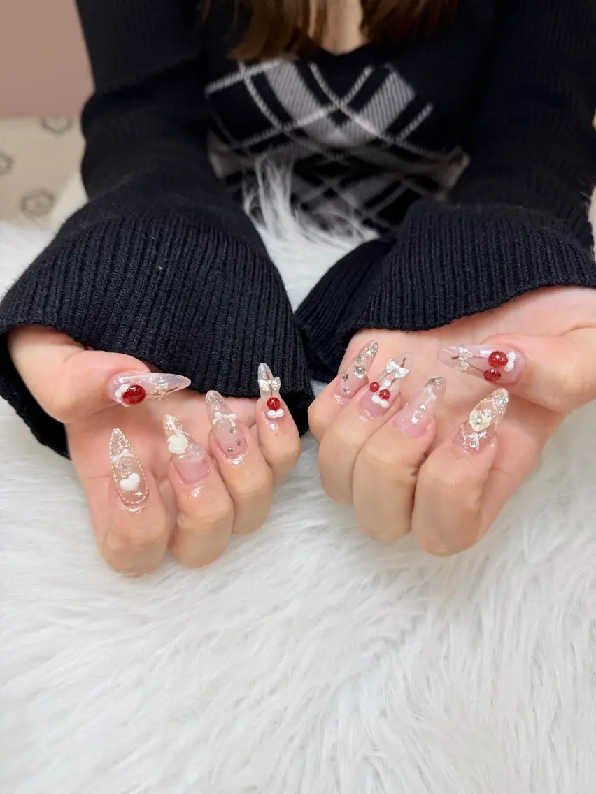 ネイル Anh ゴテゴテネイルのネイルデザイン