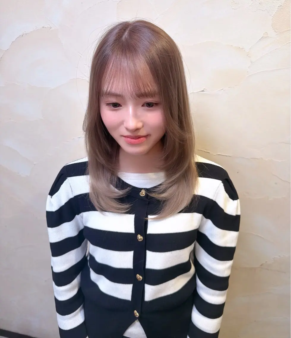 セミロング Moremuu/ MAIKA🎀のヘアスタイル