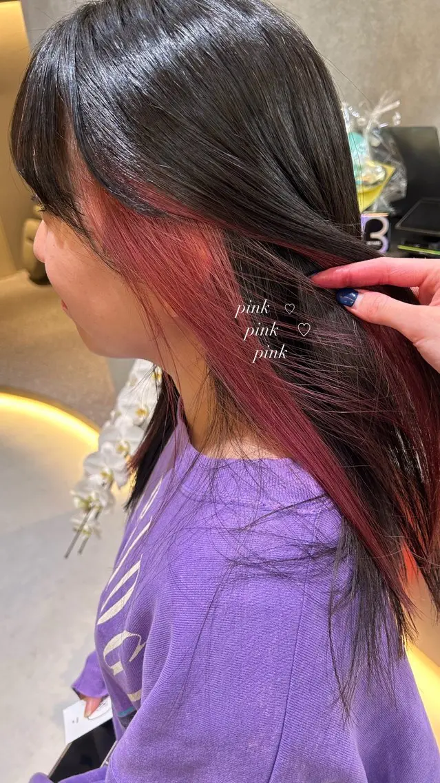 ロング カラー ブリーチ イヤリングカラー カット ヘアカラー ボブ/レイヤー/表 参道/美容師♡ゆいかのヘアスタイル