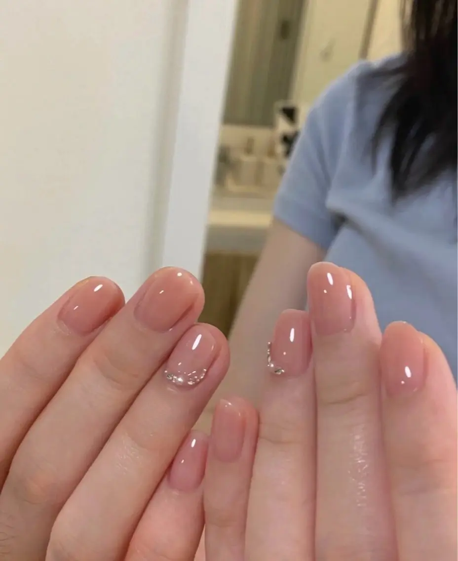 ネイル オーロラネイル チークネイル 長さ出し フレンチネイル ジェルネイル Sun Nail linaのネイルデザイン