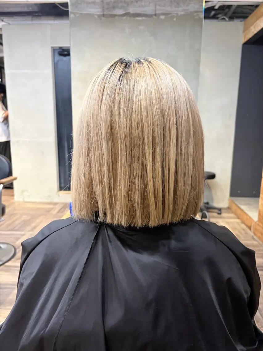 ミディアム ワンレンボブ ボブ カット La fith 新田のヘアスタイル