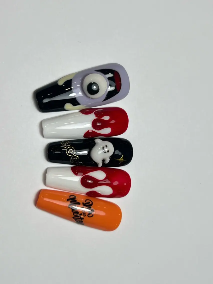 ネイル アートネイル ハロウィン 赤色 ハンドネイル LYYM Salon Nikoのネイルデザイン
