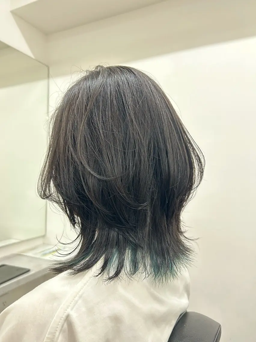 ショート カラー ヘアアレンジ カット ヘアカラー トリートメント 𝑅𝑖𝑛𝑎🍒 レイヤー/ベージュのヘアスタイル