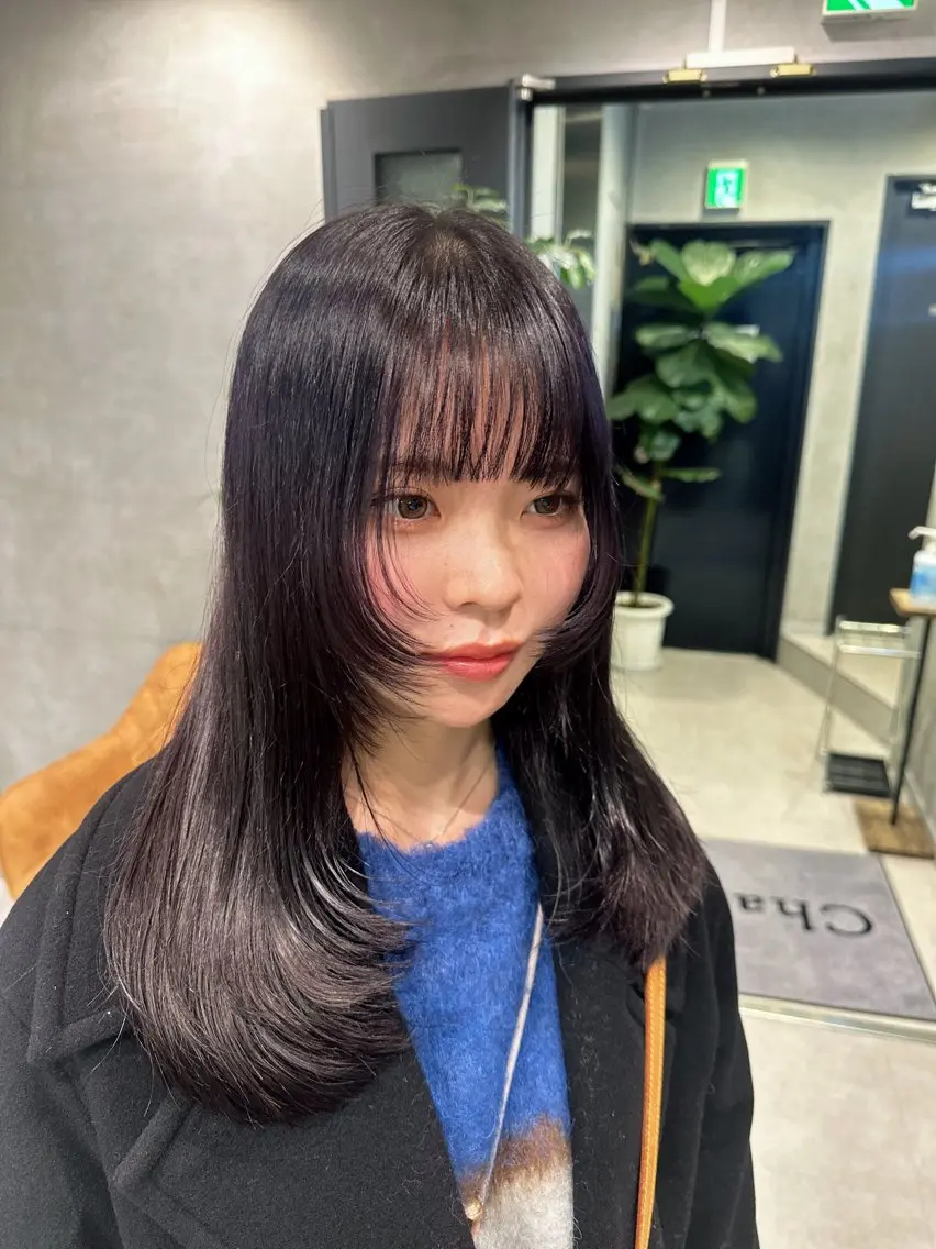 ロング カラー 銀座レイヤーカット ×シースルー前髪のヘアスタイル