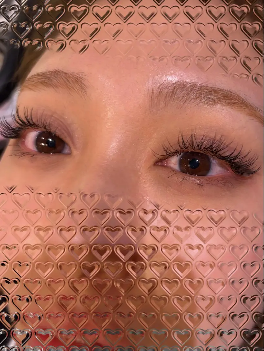 マツエク・マツパ マツエク 透明感カラー🫧🎀 まりなのヘアスタイル