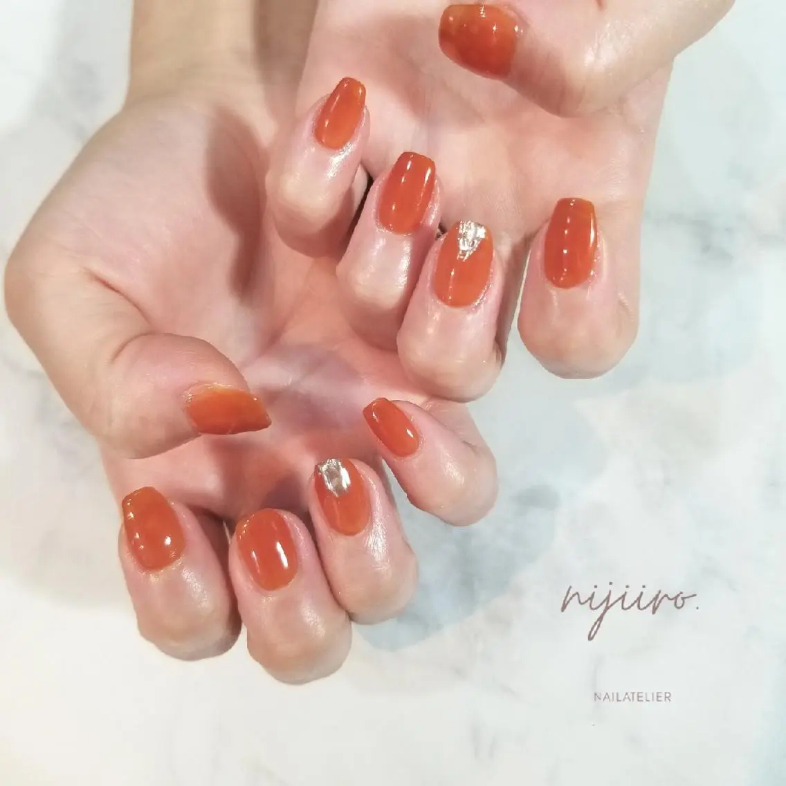 ネイル ミラーネイル ワンカラーネイル ハンドネイル nijiiro🌈 サトウのネイルデザイン
