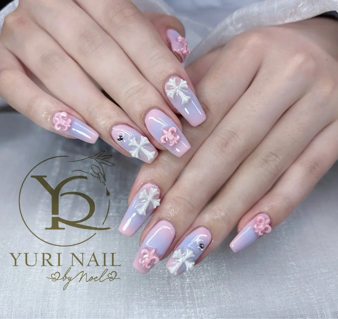 ネイル ハンドネイル フットネイル ハンドケア YURI Nail NARITAのネイルデザイン