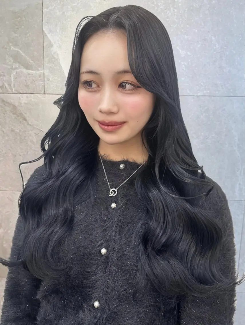 ロング カラー ベージュカラー ブリーチ ブラウンカラー ケアブリーチ ダークグレー カット ヘアカラー トリートメント 🦋高瀬寛菜🦋 韓国/ブリーチのヘアスタイル