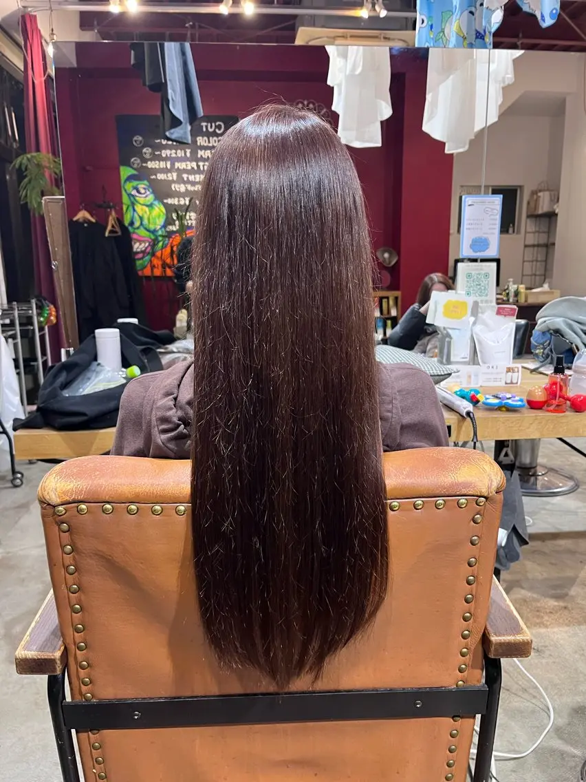 ロング カラー ブラウンカラー ショコラブラウン トイ ハルトのヘアスタイル