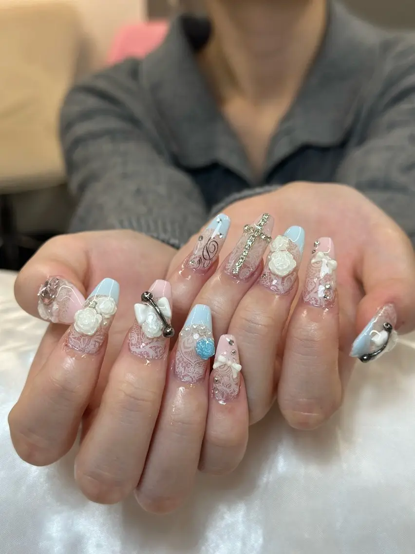 ネイル ハンドネイル lyly ちゃんのネイルデザイン