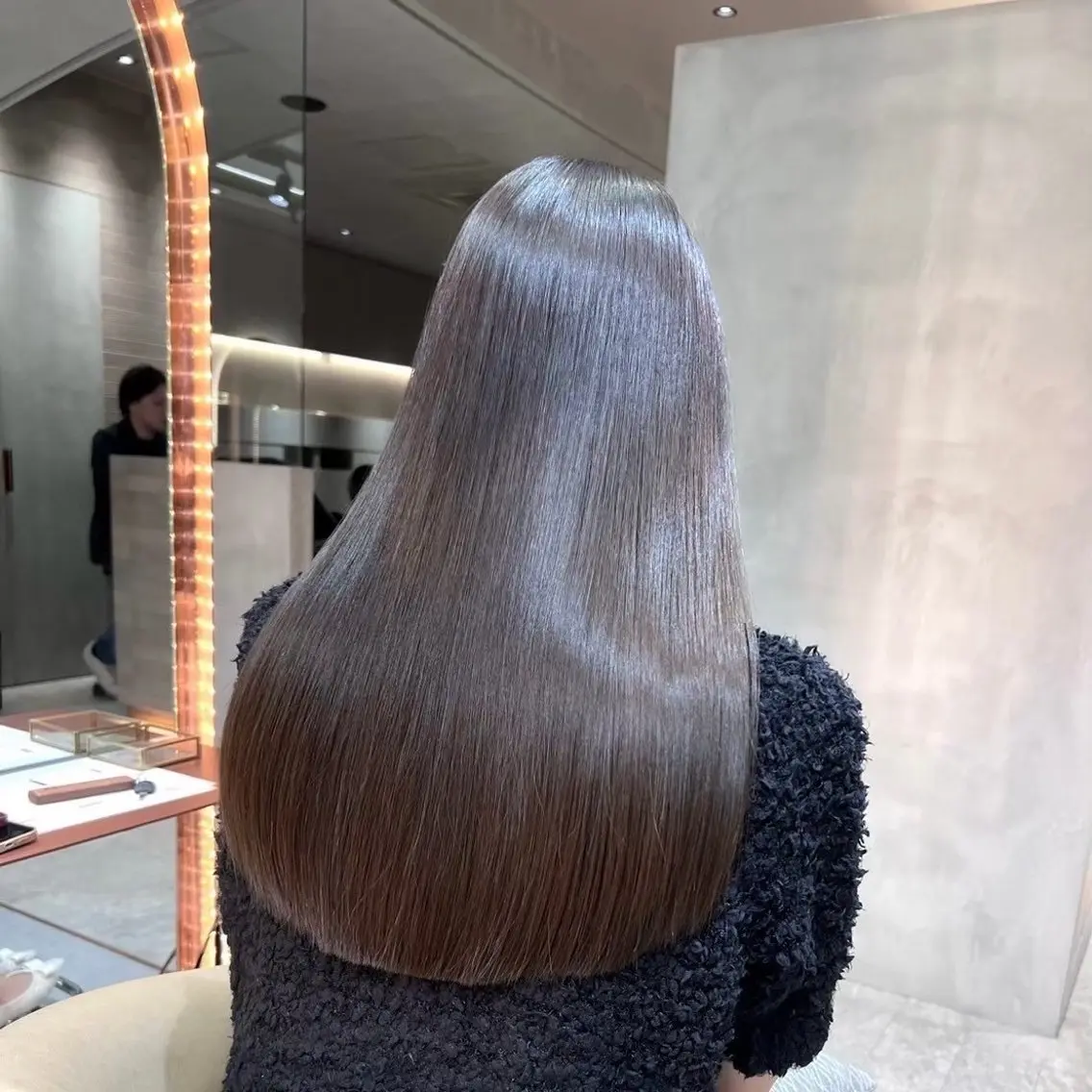 ロング カット 縮毛矯正 トリートメント 🦋高屋敷陸🦋 レイヤー/ハイトーンのヘアスタイル