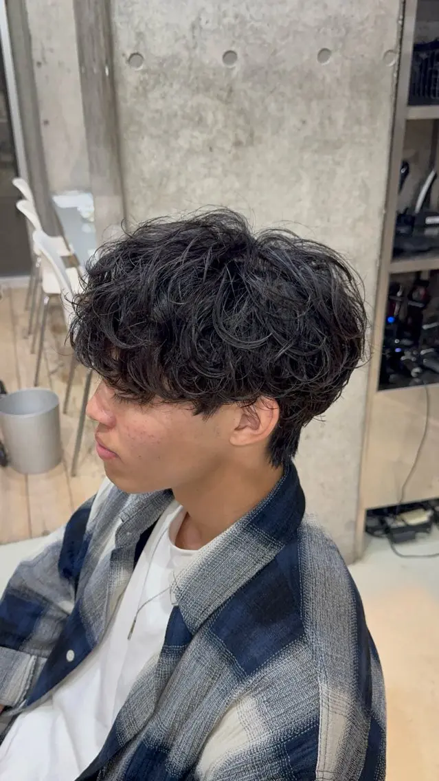 ショート パーマ メンズ メンズパーマ カット パーマ fifth 堀内新史のヘアスタイル