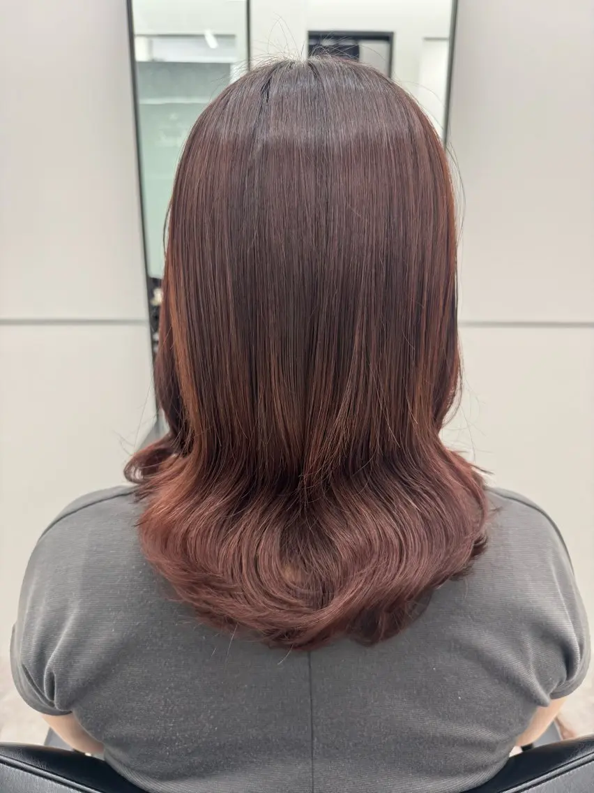 ミディアム カラー パーマ ミディアムパーマ カット パーマ デジタルパーマ🫧 韓国風ヘア🫧サクラのヘアスタイル