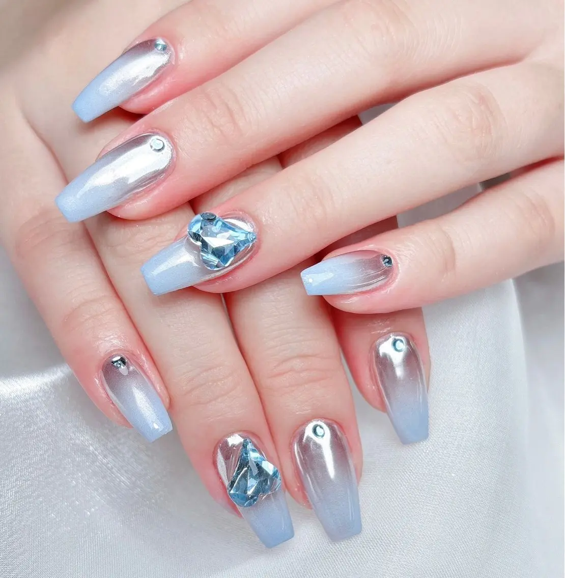 ネイル ハンドネイル M🌷nail 長さだし専門店のネイルデザイン