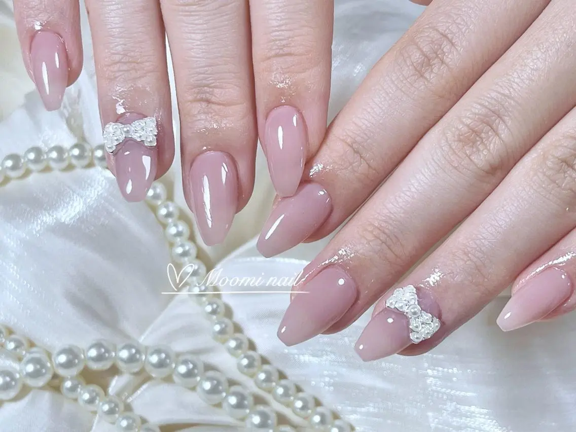 ネイル 成人式 長さ出し フットネイル フレンチネイル ジェルネイル moomi nail スカルプ専門のネイルデザイン
