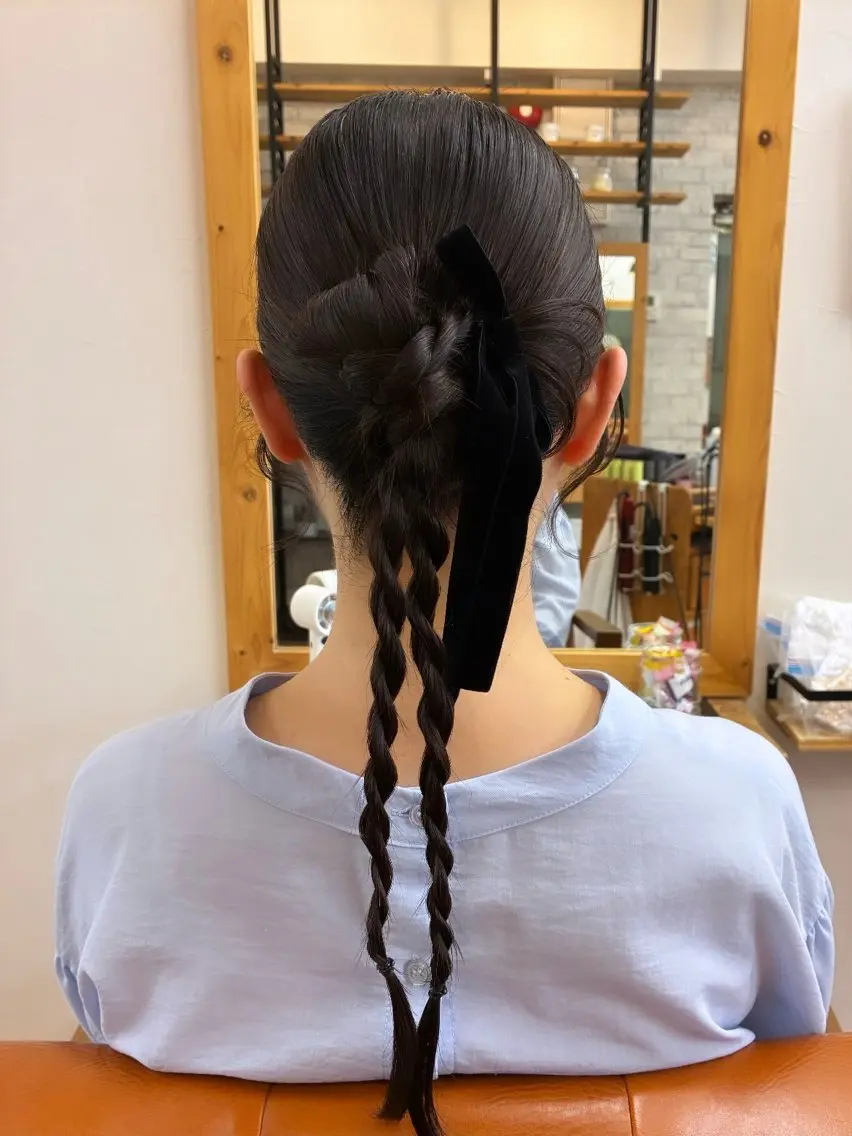 ロング ヘアアレンジ 成人式 結婚式・ブライダル ヘアセット KAREN🕊️ 大宮美容室のヘアスタイル