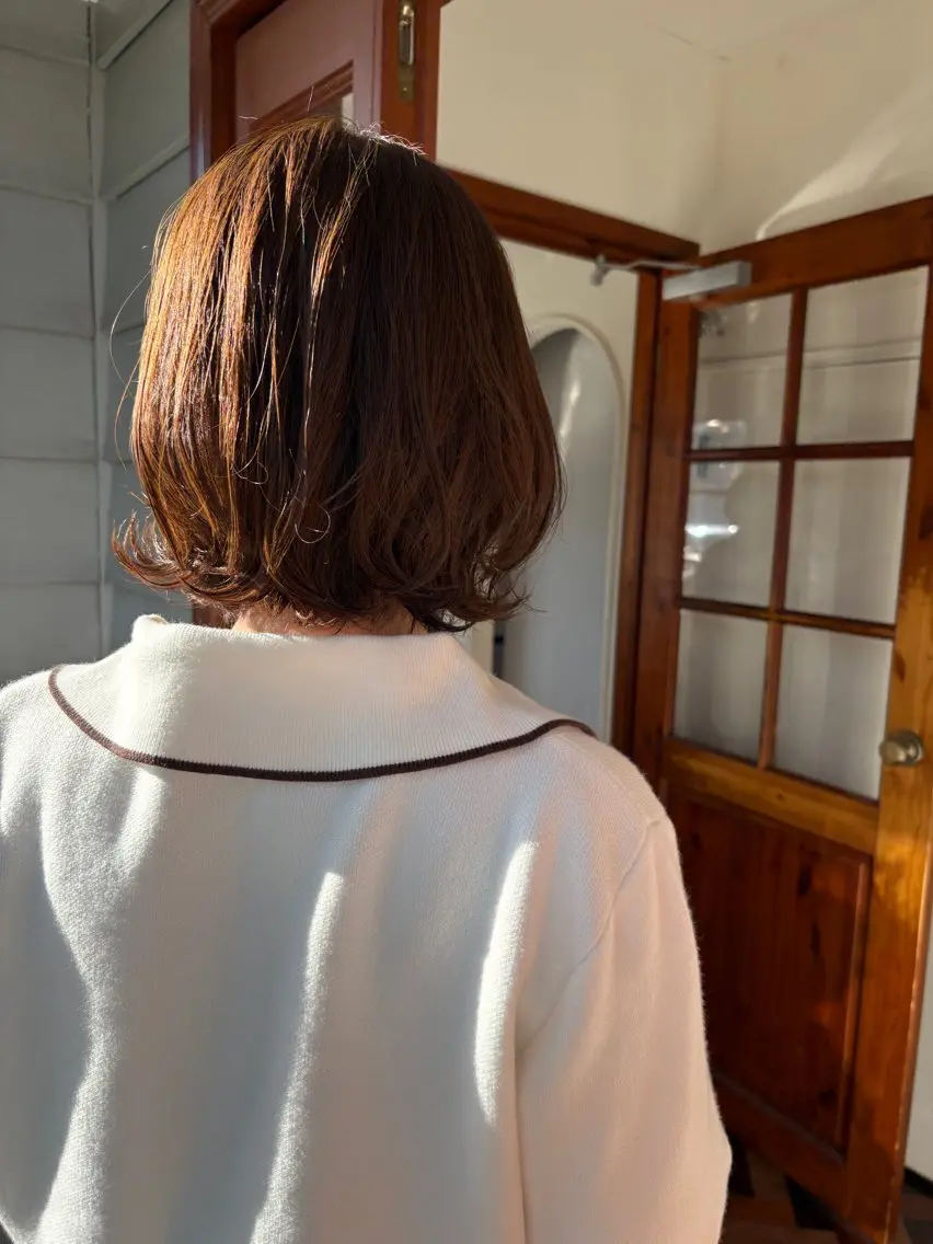 ミディアム ヘアカラー 塔崎 りこのヘアスタイル