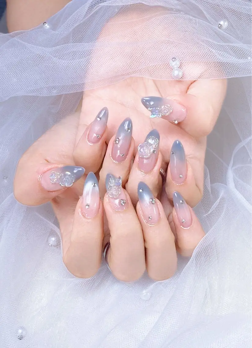 ネイル 成人式 韓国ネイル ロングネイル マグネットネイル 大理石ネイル(マーブル) ハンドネイル Sanie Salonのネイルデザイン
