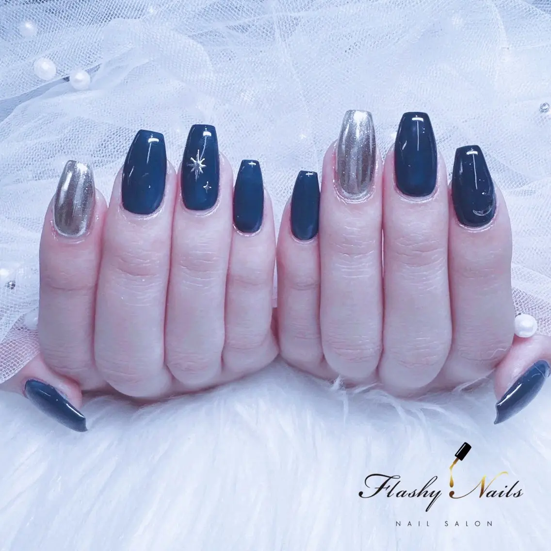 ネイル ジェルネイル ミラーネイル ワンカラーネイル Flashy Nailsのマツエク・マツパデザイン