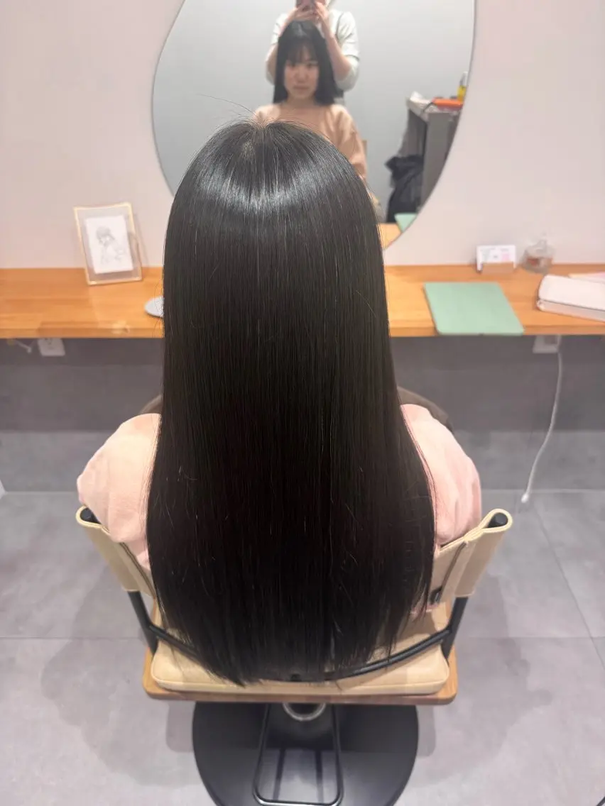 パーマ 縮毛矯正 坪井 れあのヘアスタイル