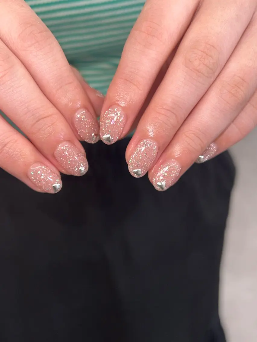 ネイル フラッシュネイル ジェルネイル ハート キラキラネイル マグネットネイル ハンドネイル ハンドケア Bana_ Nailのネイルデザイン