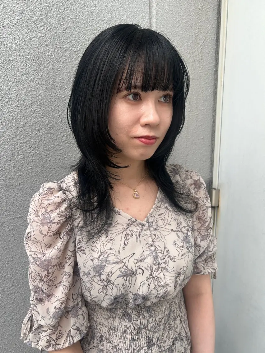 セミロング ウルフカット カット ヘアカラー CLEO hair / shionのヘアスタイル