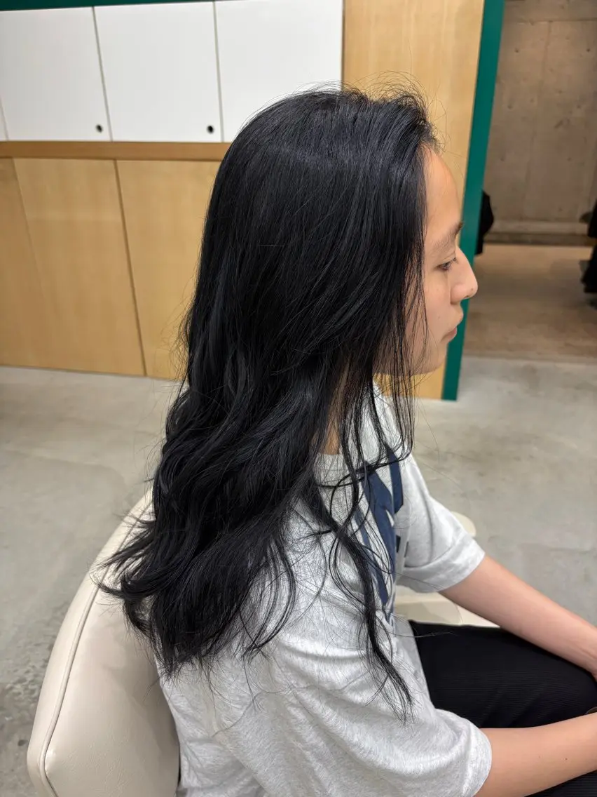 カラー ヘアカラー 堀 愛希子のヘアスタイル