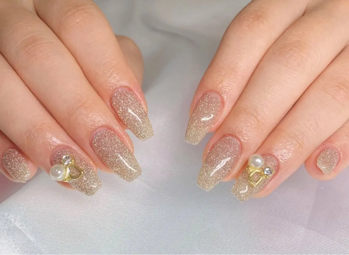 ネイル フットネイル フレンチネイル ガラスフレンチ マグネットネイル ニュアンスネイル hami nailのネイルデザイン