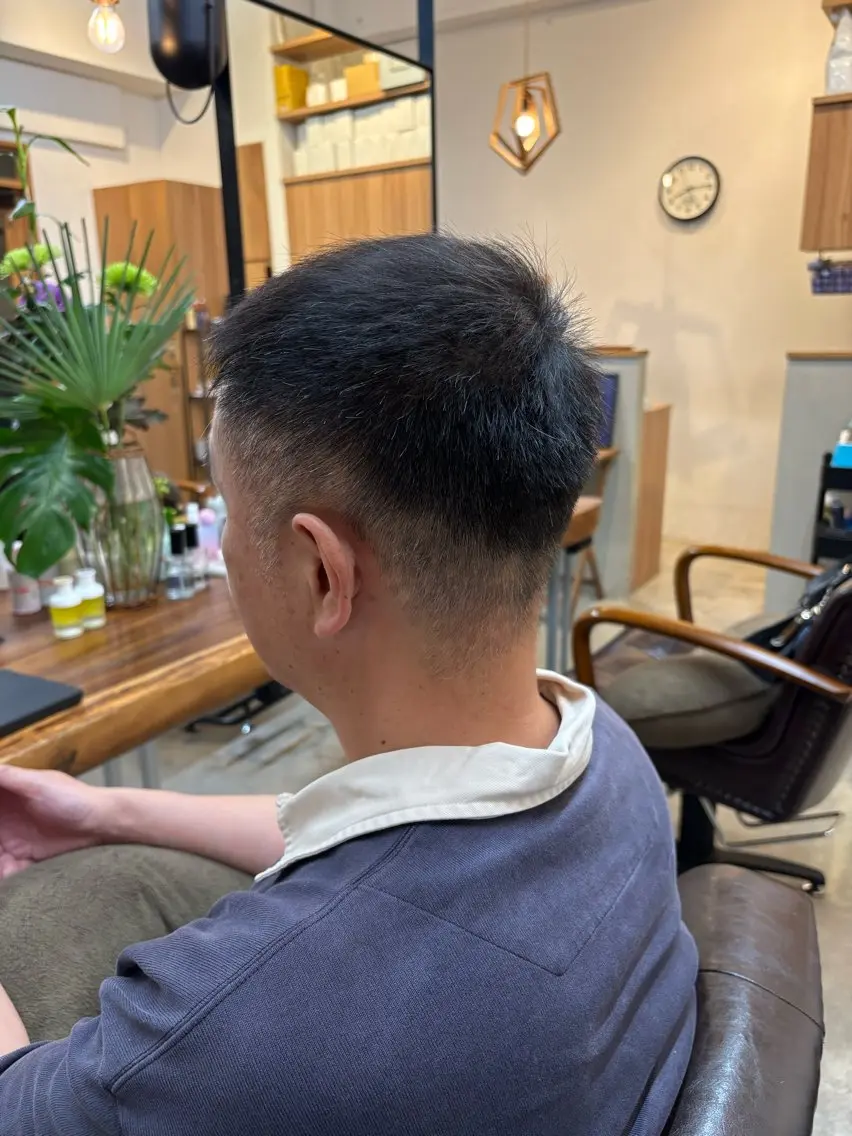 ショート メンズ 刈り上げ カット 吉沢 史翔のヘアスタイル