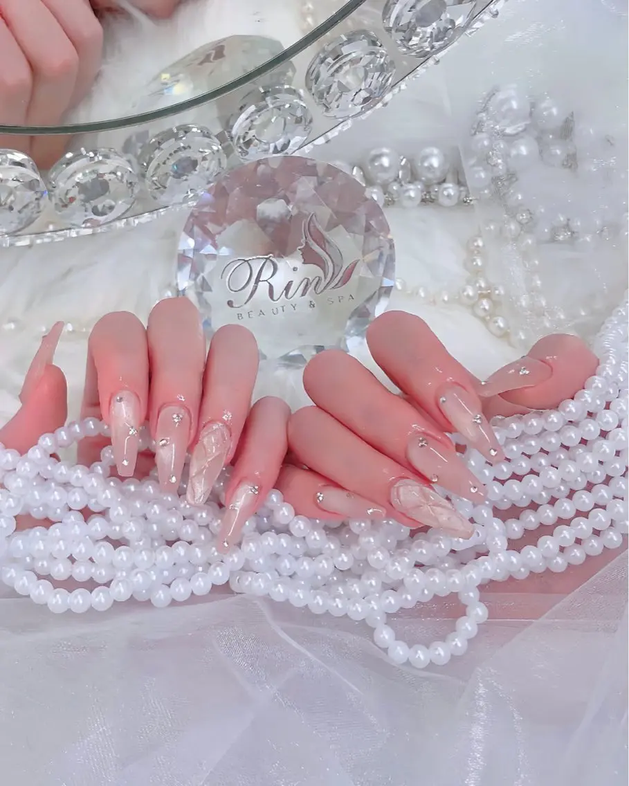 ネイル オーロラネイル チークネイル 桜ネイル クリアネイル ドット Rin Nail Shinokuboのネイルデザイン