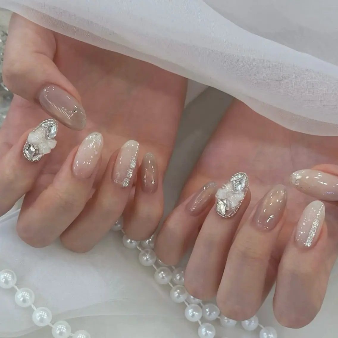 ネイル キラキラネイル 韓国ネイル 水色 マグネットネイル ミラーネイル ハンドネイル Akina Nailのネイルデザイン