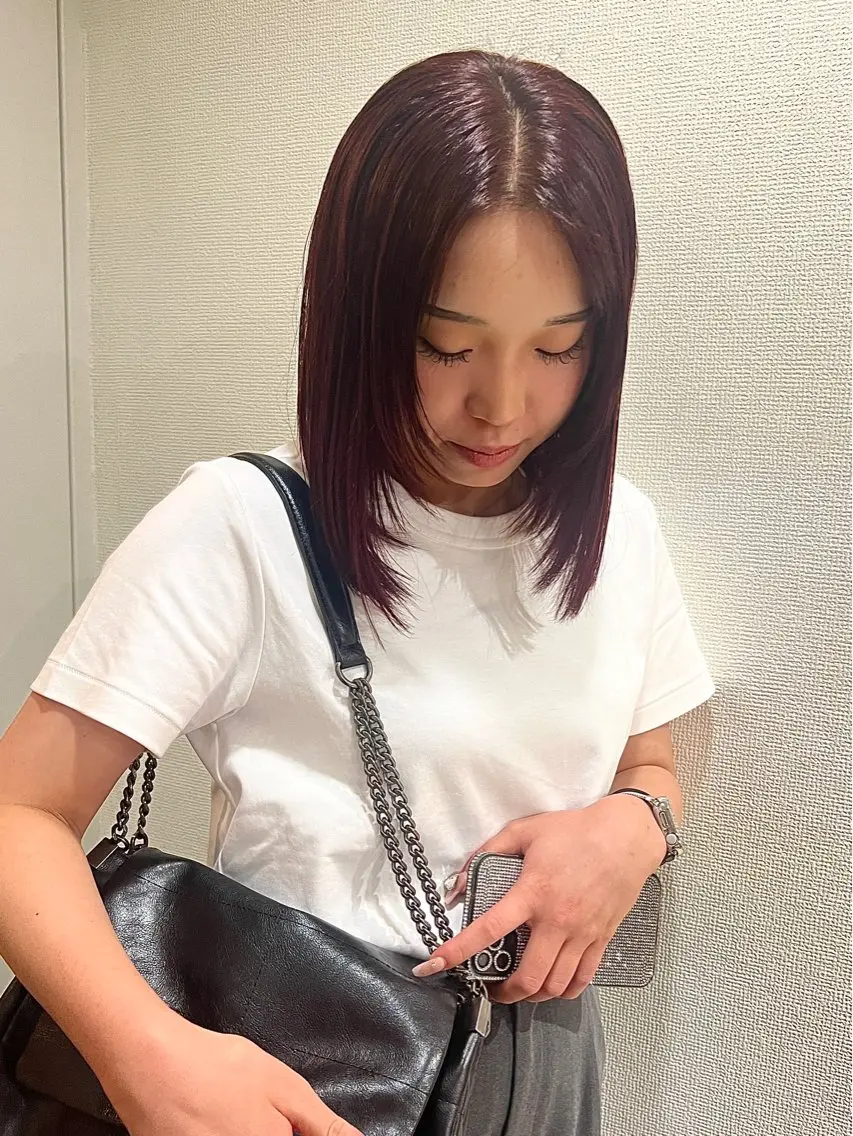 カラー UNBIRTHDAY Erenaのヘアスタイル