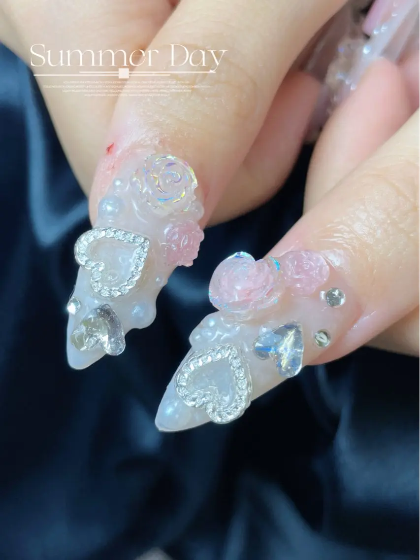 ネイル チークネイル 桜ネイル 長さ出し フットネイル ジェルネイル YURI NAILのネイルデザイン
