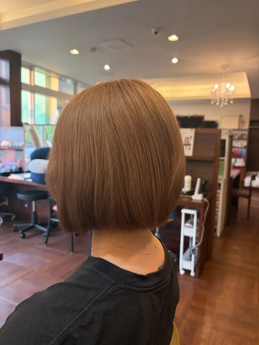 ショート ボブ レイヤーカット 加茂 響のヘアスタイル
