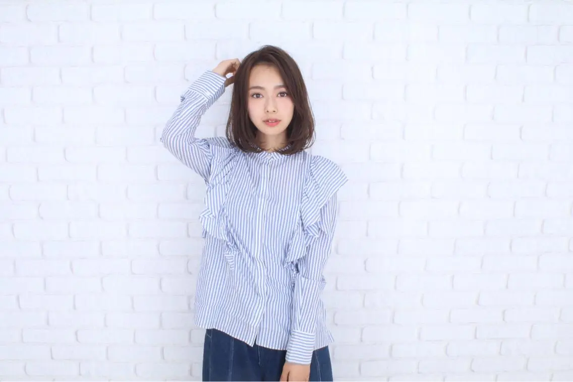 ミディアム カラー noa ノアのヘアスタイル