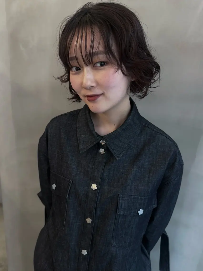 ミディアム パーマ カット ミワ ハナのヘアスタイル