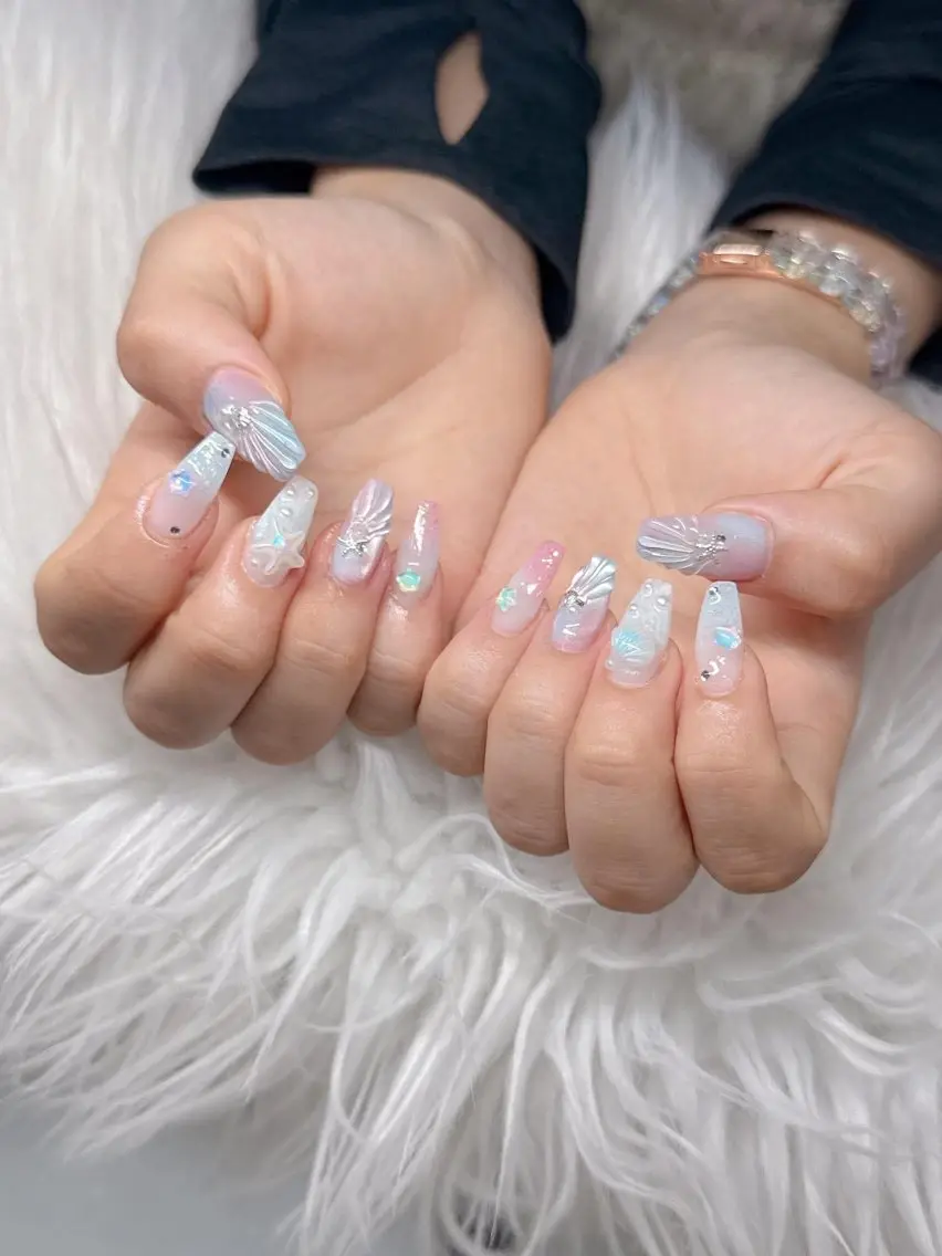 ネイル Lee Nailsのネイルデザイン