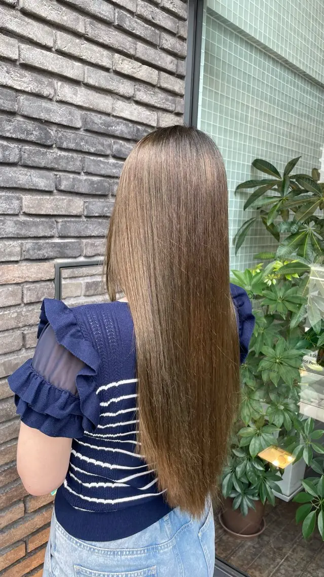 期間限定✨️赤み消しオリーブカラー🫒の写真