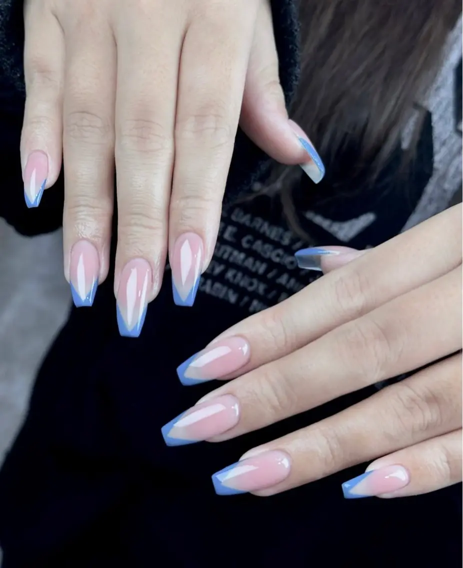 ミディアム 韓国風ヘア ハンドネイル Aila Nail HanChanのネイルデザイン