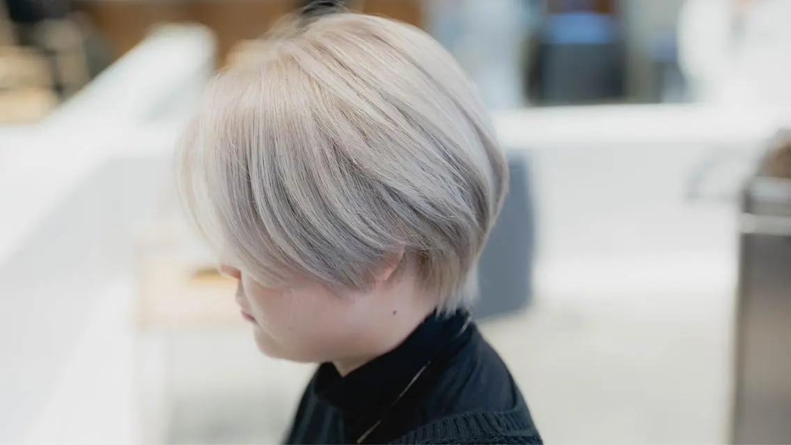 ショート カラー 宇野 佑馬のヘアスタイル