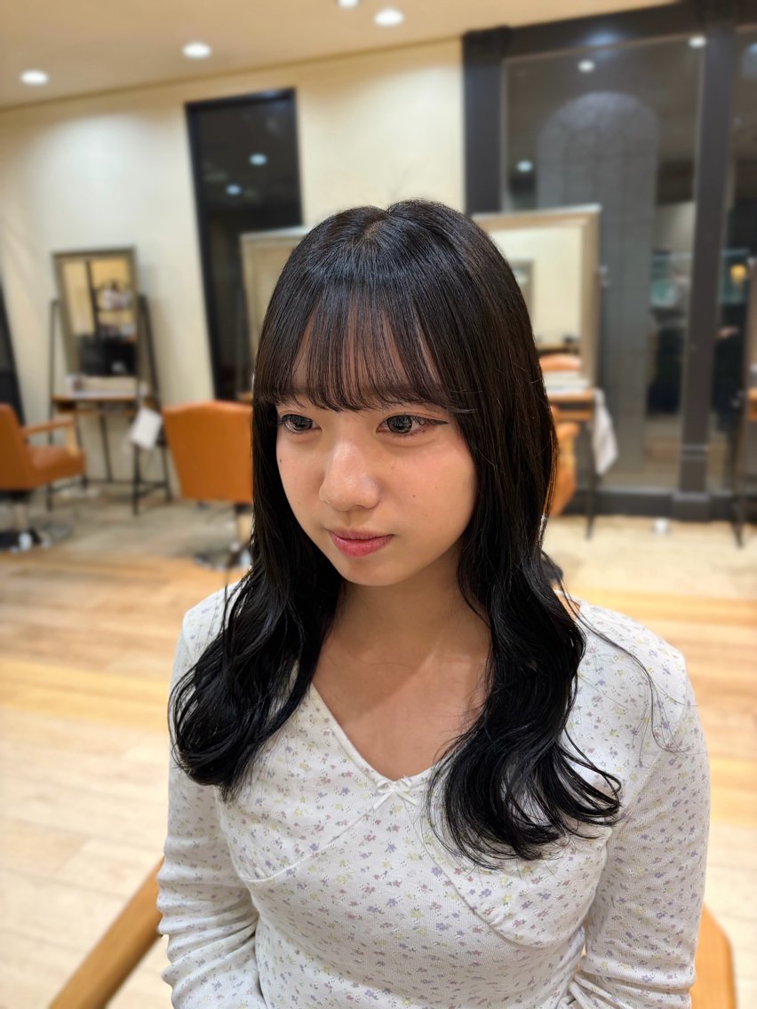 ロング 韓国風ヘア カット ヘアカラー トリートメント みゆ/ スタイリスト🎀のヘアスタイル