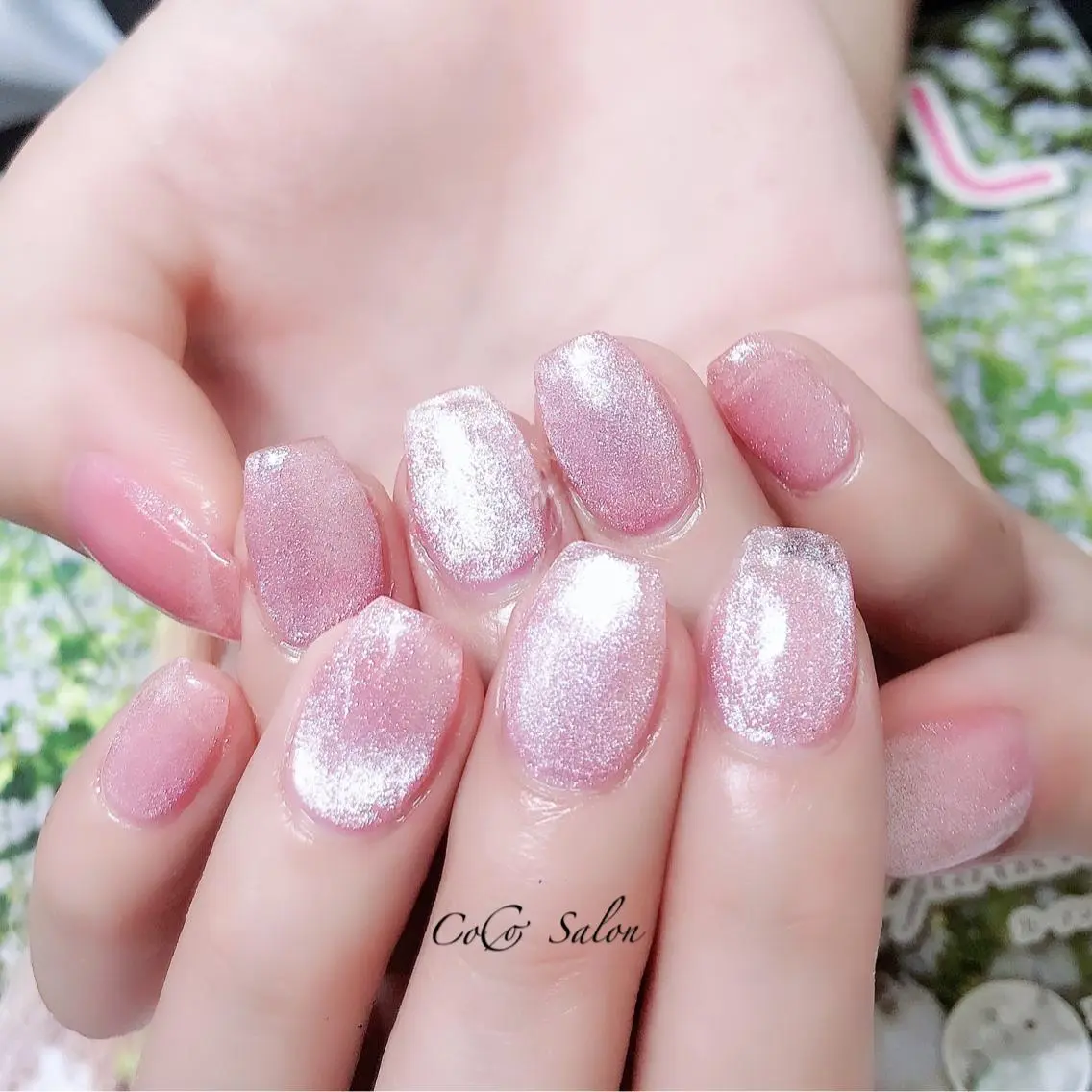 ネイル キラキラネイル マグネットネイル ワンカラーネイル ピンク CoCoSalon ネイル/まつ毛予約のネイルデザイン