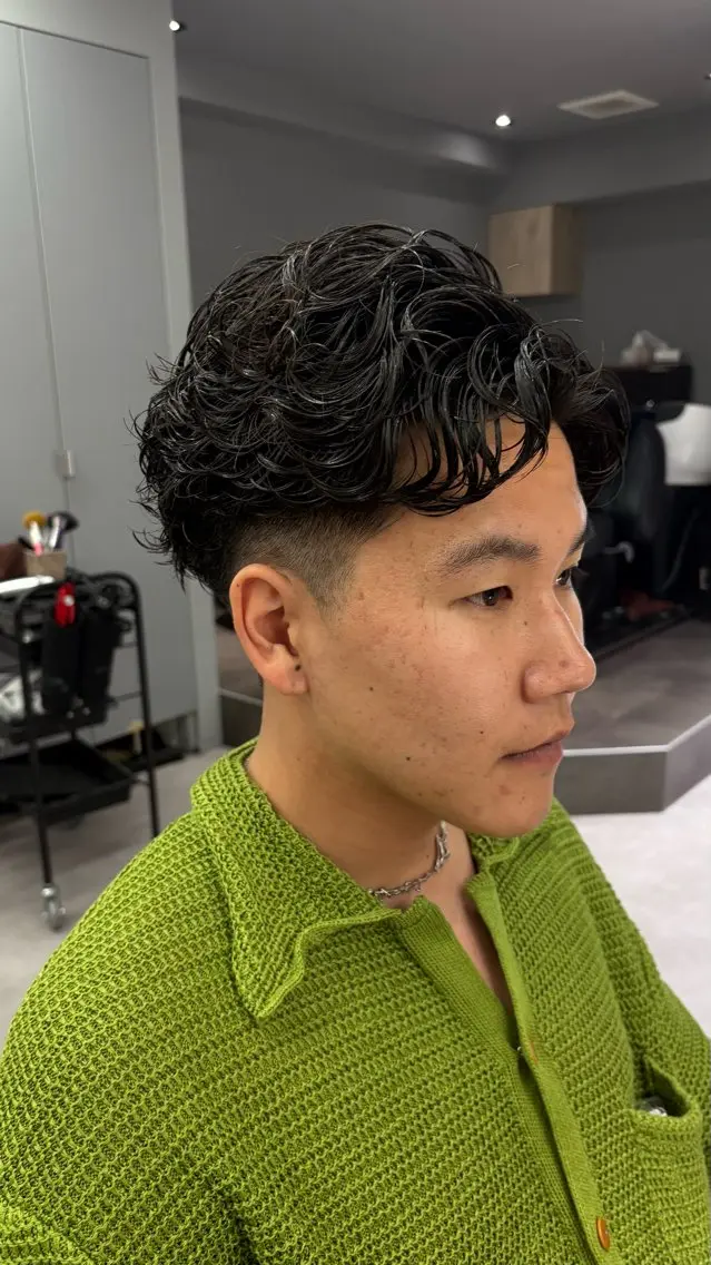 ミディアム パーマ メンズ カット パーマ 高橋 周のヘアスタイル