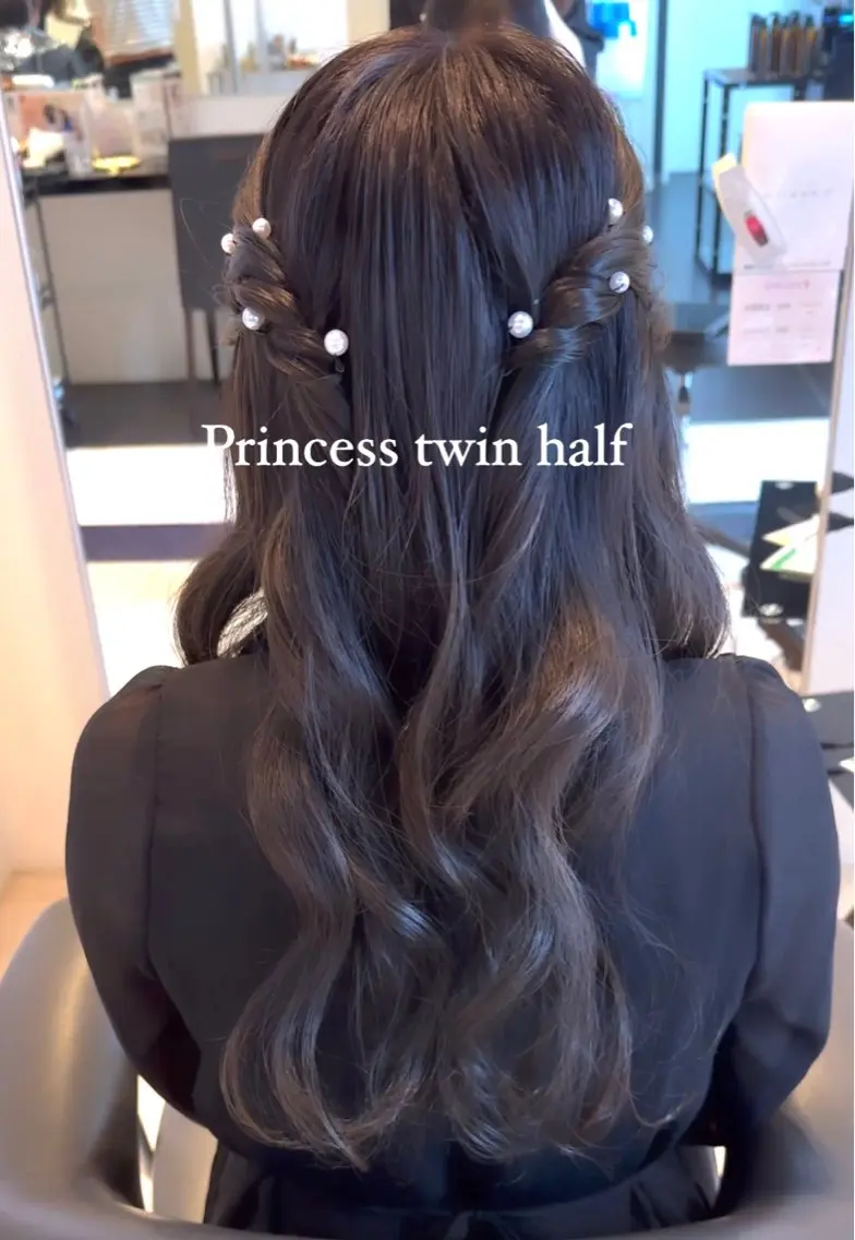 🌹ハーフアップスタイルアレンジ🌹の写真